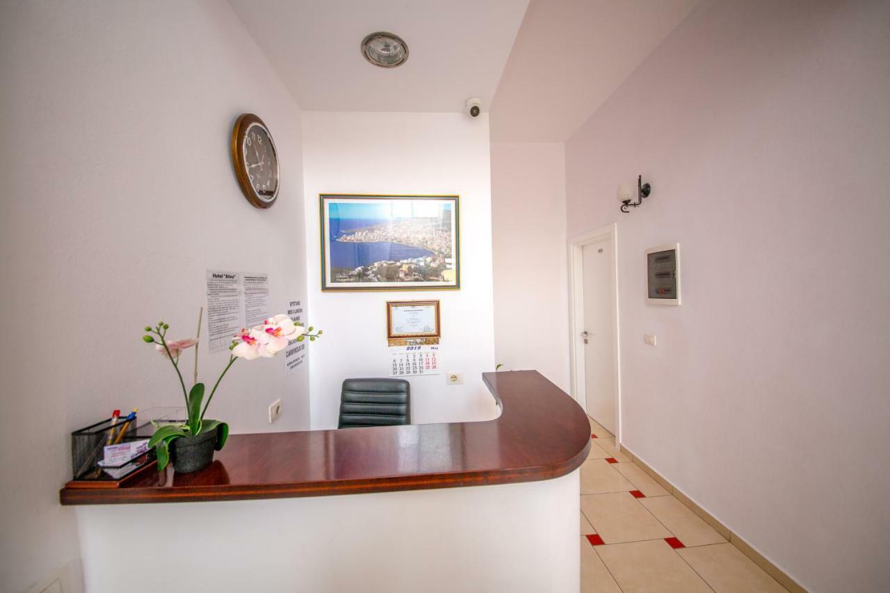 Hotel Alina Саранда Экстерьер фото