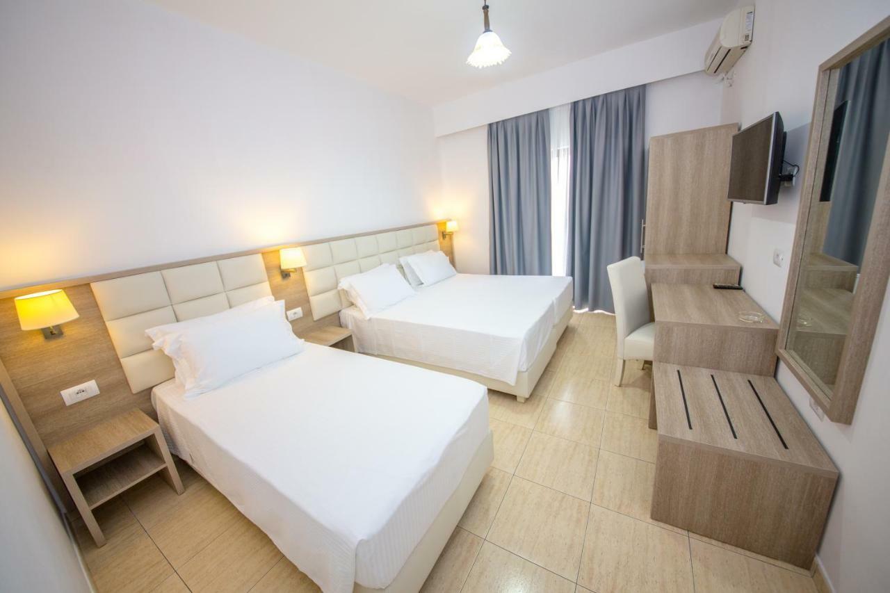 Hotel Alina Саранда Экстерьер фото